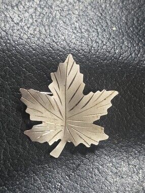 Sterling Silver 925 Maple Leaf Brooch